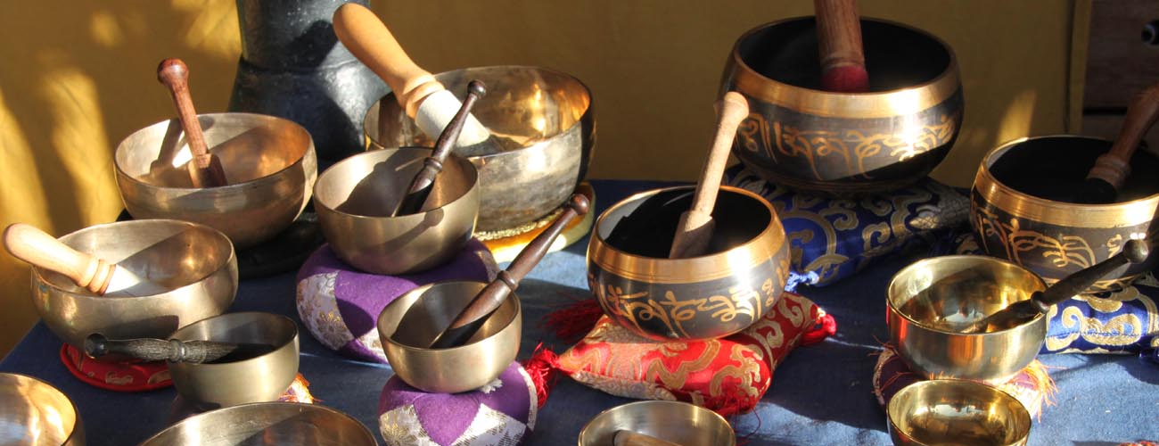 Klangspiele, Gongs, Klangschalen (Bild für) Klangspiele, Gongs, Klangschalen